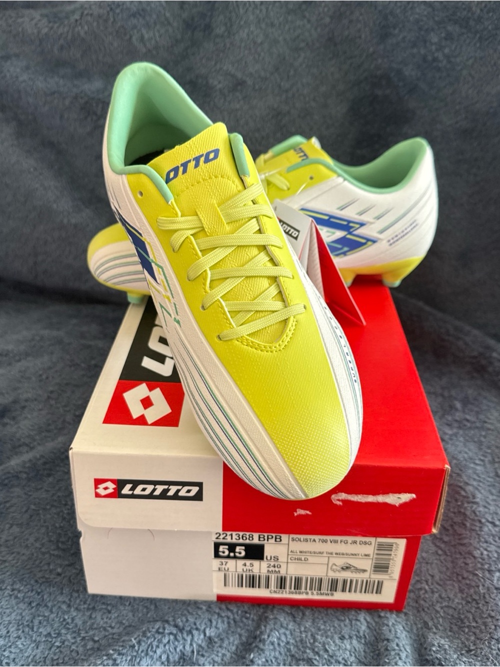 Lotto Solista 700 VIII FG JR Kids Soccer Shoes Cleats White /Lime Size 5.5 Youth